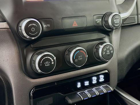 Used 2022 RAM 1500 Big Horn image 22