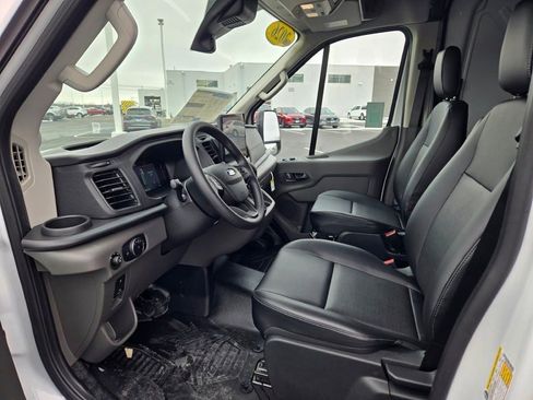 New 2026 Ford Transit 250 148 Medium Roof RWD image 15