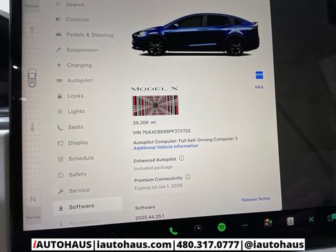 Used 2023 Tesla Model X Plaid image 27