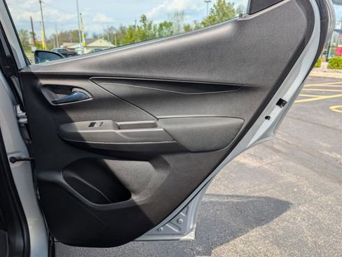 Used 2023 Chevrolet Bolt LT w/ Driver Confidence Package FWD image 18