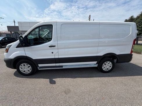 Used 2025 Ford Transit 250 Low Roof w/ Exterior Upgrade Package RWD image 3