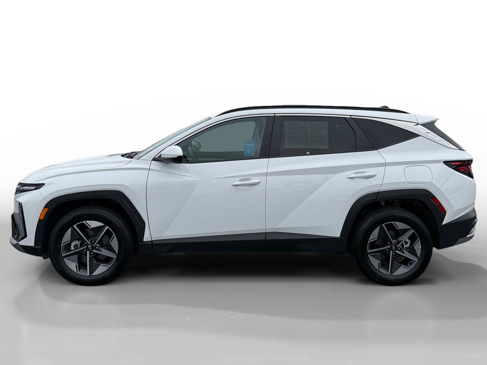 Used 2025 Hyundai Tucson SEL AWD/4WD image 2