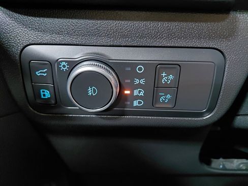 Certified 2022 Ford Escape SEL image 33