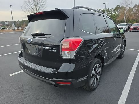 Used 2017 Subaru Forester 2.5i Limited w/ Popular Package #2 image 7