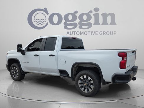 Used 2025 Chevrolet Silverado 2500 Custom w/ Custom Value Package AWD/4WD image 3