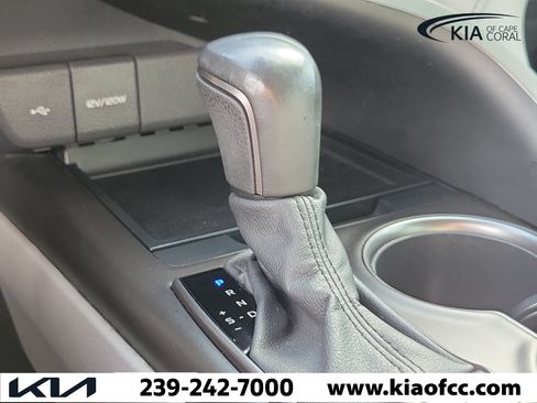 Used 2023 Toyota Camry SE FWD image 30