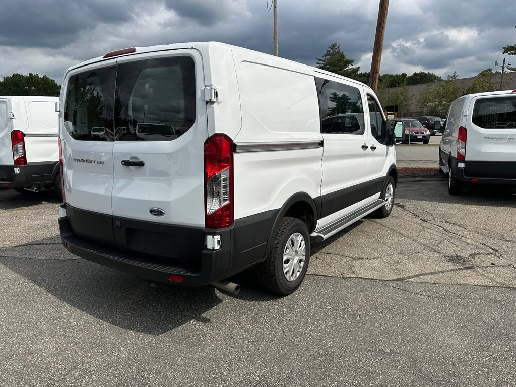 Used 2025 Ford Transit 250 Low Roof w/ Exterior Upgrade Package RWD image 5