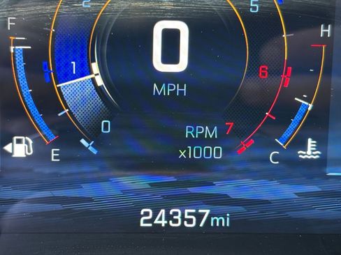 Used 2025 Chevrolet Equinox LT AWD/4WD image 40
