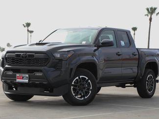 New 2026 Toyota Tacoma TRD Sport video 1