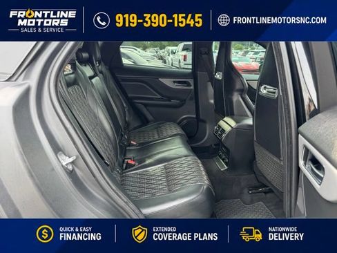 Used 2020 Jaguar F-PACE SVR AWD/4WD image 11