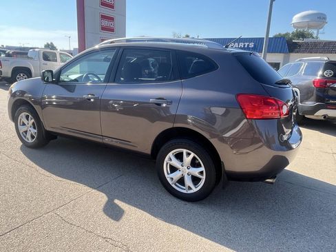 Used 2008 Nissan Rogue SL w/ Moonroof Pkg image 13