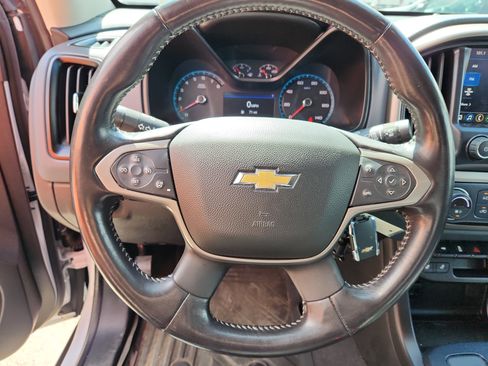 Used 2022 Chevrolet Colorado Z71 image 27