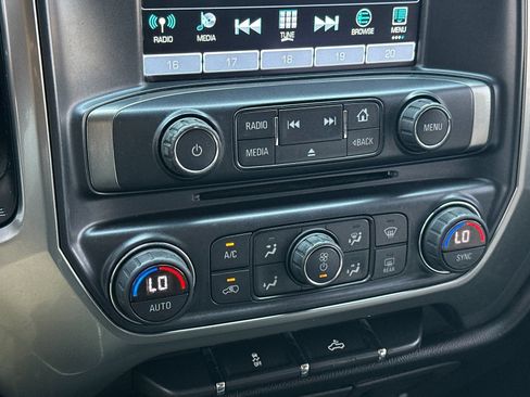 Used 2018 Chevrolet Silverado 1500 LT w/ All Star Edition RWD image 18