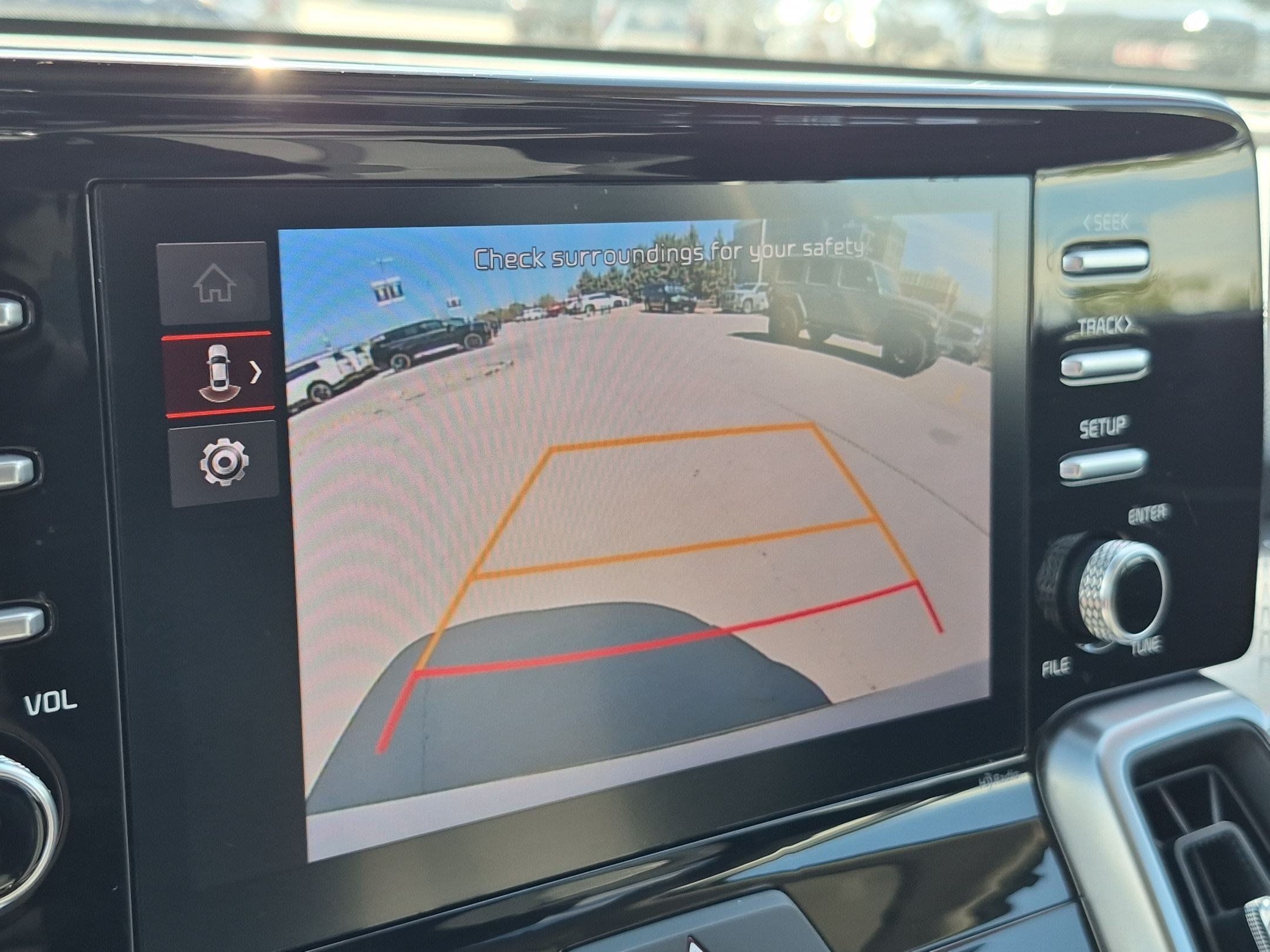 Certified 2023 Kia Sorento LX FWD image 18