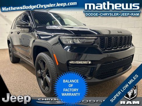 Used 2024 Jeep Grand Cherokee Limited w/ Black Appearance Package AWD/4WD image 1