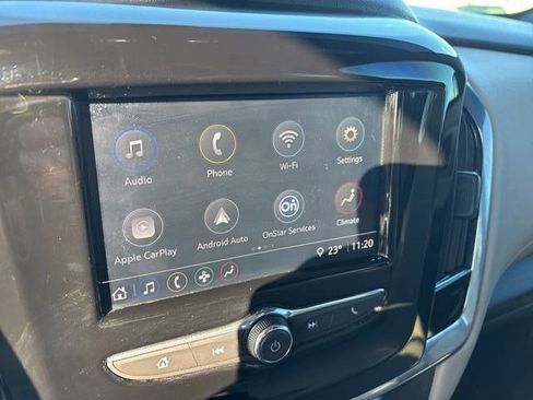 Used 2022 Chevrolet Traverse LS image 22