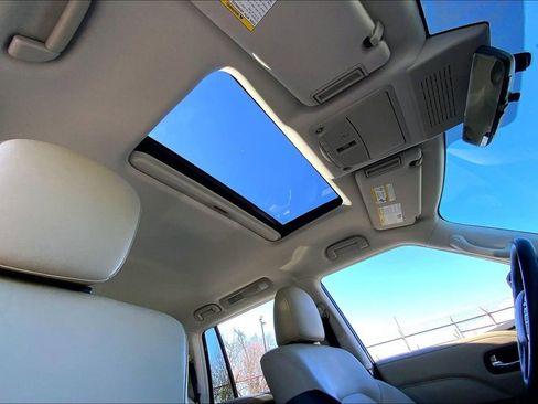 Used 2023 INFINITI QX80 Premium Select w/ Cargo Package image 20