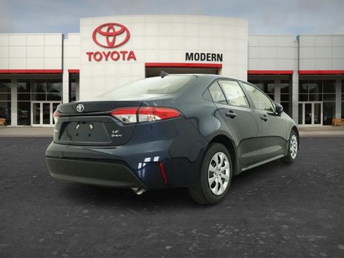 New 2026 Toyota Corolla LE FWD image 2