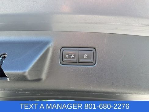 Used 2025 Hyundai Santa Fe SEL AWD/4WD image 12