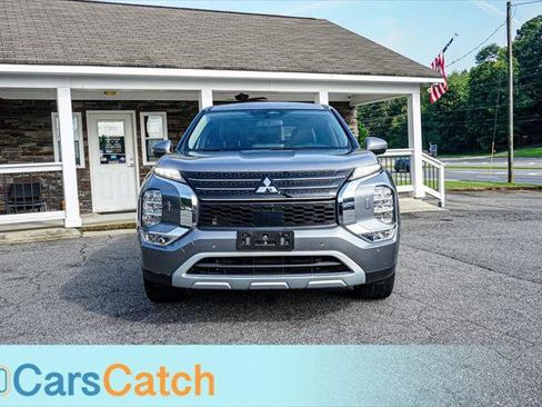 Used 2023 Mitsubishi Outlander SE AWD/4WD image 11