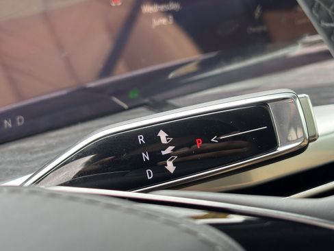 New 2026 Cadillac Escalade IQL Sport 2 AWD/4WD image 31