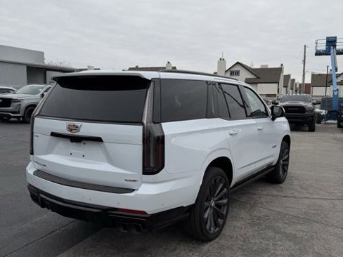 Used 2026 Cadillac Escalade V image 5