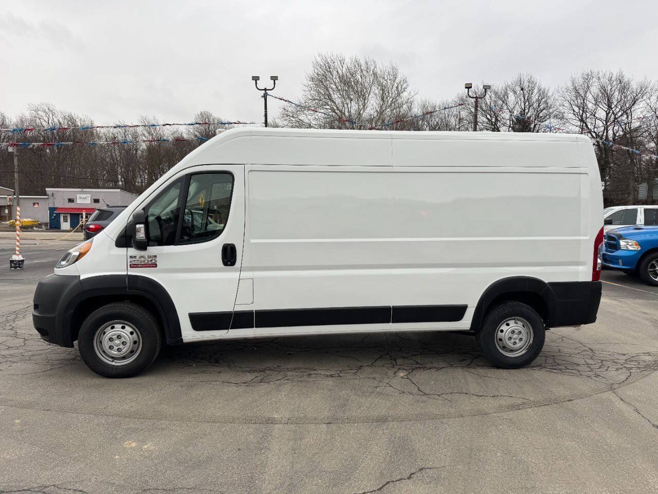 Used 2022 RAM ProMaster 2500 FWD image 7