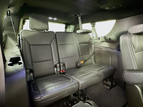 Used 2021 GMC Yukon XL Denali w/ Denali Ultimate Package AWD/4WD image 30