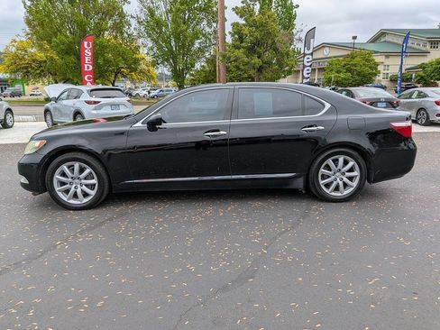 Used 2007 Lexus LS 460 L RWD image 5