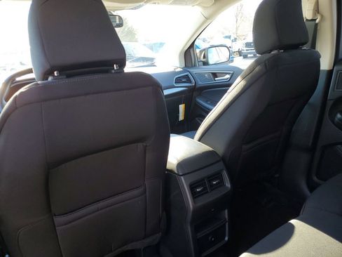 New 2024 Ford Edge SE w/ Black Appearance Package AWD/4WD image 31