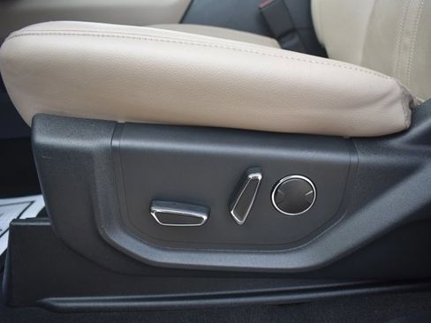 Used 2024 Ford Expedition Max Limited image 14