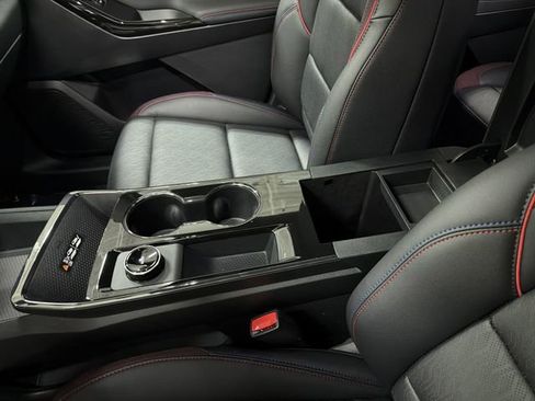 New 2026 Chevrolet Equinox RS w/ Convenience Package III image 23