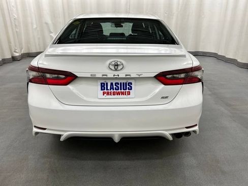 Used 2024 Toyota Camry SE FWD image 25