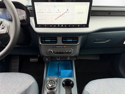 New 2025 Ford Maverick XLT w/ XLT Luxury Package image 12