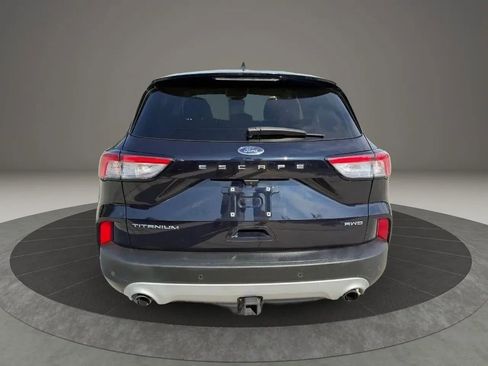 Used 2021 Ford Escape Titanium w/ Class II Trailer Tow Package AWD/4WD image 5