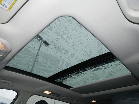 Used 2022 Subaru Ascent Onyx Edition image 28