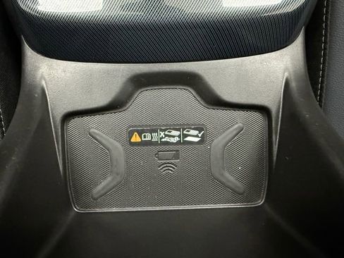 Used 2022 Chevrolet Colorado Z71 AWD/4WD image 20