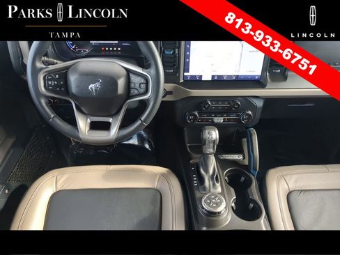 Used 2023 Ford Bronco Wildtrak AWD/4WD image 13