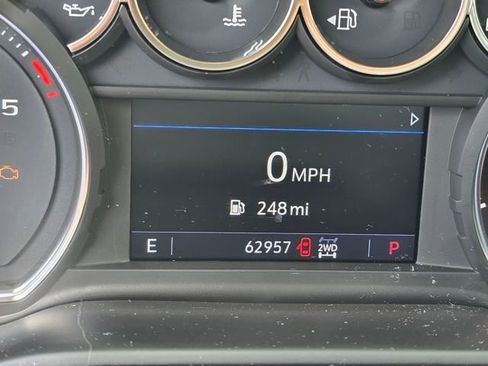 Used 2021 Chevrolet Silverado 2500 LT w/ Fleet Comfort Package AWD/4WD image 6