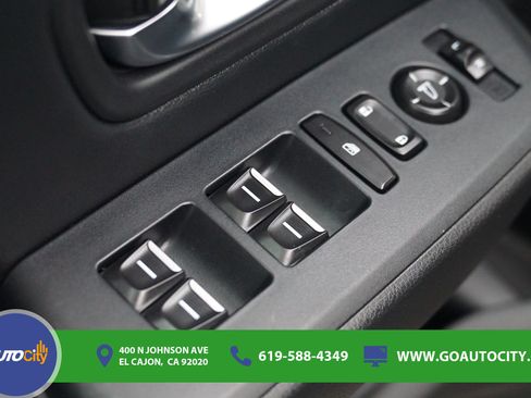 Used 2023 Honda Pilot Touring image 18