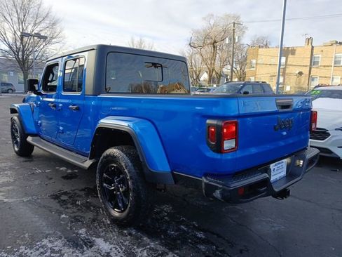 Used 2022 Jeep Gladiator Sport image 5