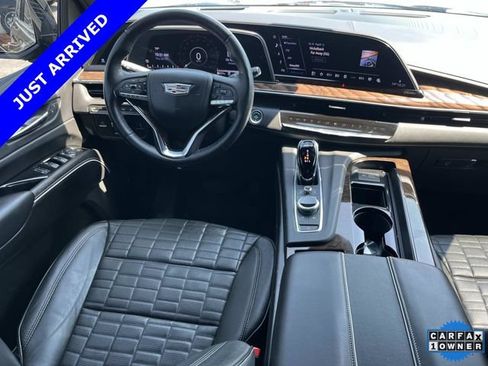 Used 2022 Cadillac Escalade ESV Sport Platinum w/ LPO, ONYX Package AWD/4WD image 12