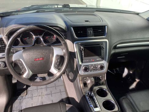Used 2015 GMC Acadia SLT image 10