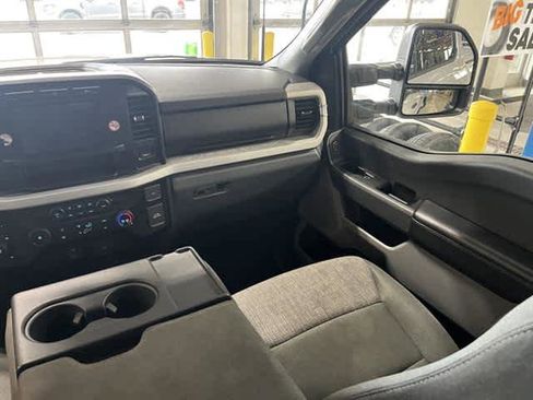 Used 2024 Ford F250 XLT image 9