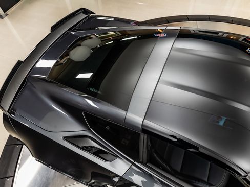 Used 2017 Chevrolet Corvette Z06 image 24