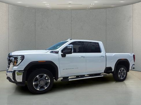 Used 2025 GMC Sierra 2500 SLT w/ SLT Premium Package AWD/4WD image 10