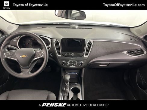 Used 2023 Chevrolet Malibu LT FWD image 15