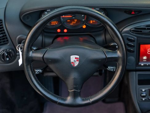 Used 1999 Porsche Boxster RWD image 42