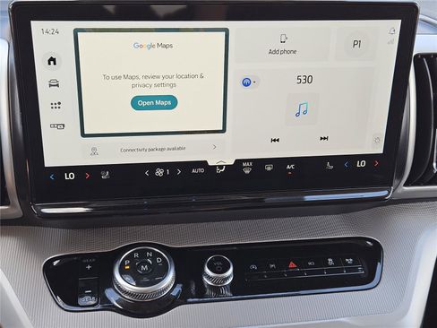 New 2026 Ford Expedition Active RWD image 13