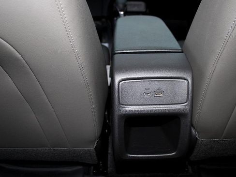 Used 2024 Chevrolet Trax ACTIV w/ Sunroof Package image 26